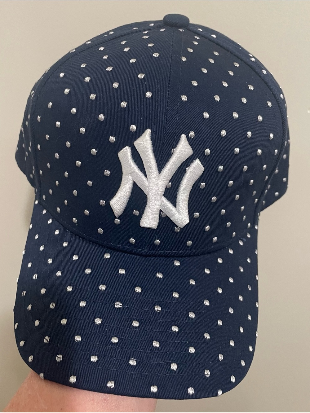 NWT Mitchell & Ness MLB Yankees Poka Dot Hat - Picture 3 of 6
